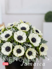 Anémonas Blancas: Pureza y Elegancia en Florero Bowl