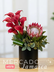 Protea King y Callas Rojas