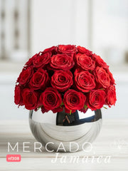 Amor Eterno: 24 Rosas Rojas en Florero Esférico