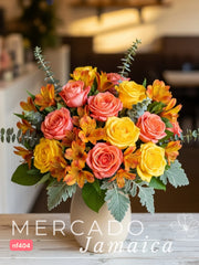 Sol y Vitalidad: Arreglo de Rosas en Tonalidades Cálidas