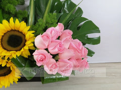 Arreglo Rosas y Girasoles Encanto