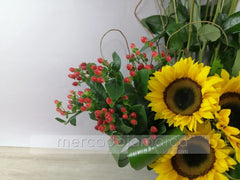 Arreglo Rosas y Girasoles Encanto