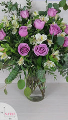 Arreglo con Rosas Moradas