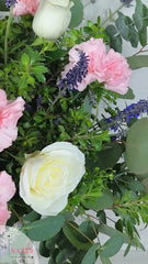 Rosas y Claveles con Lavanda