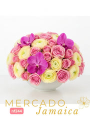 Arreglo de Lujo con Orquídeas Vanda, Rosas y Ranúnculos