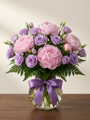 Peonías rosa con lisianthus