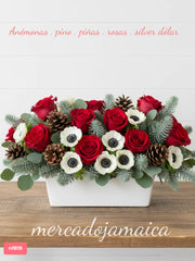 Arreglos de navidad con rosas y anémonas blancas