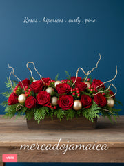 Arreglo de navidad con rosas e hipericos