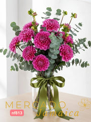 Arreglo con Dalias Fucsia