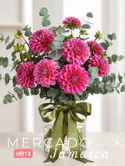 Arreglo con Dalias Fucsia