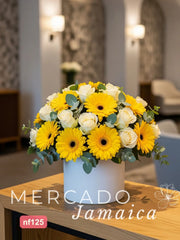 Arreglo Floral Beige y Amarillo - Diseño Fresco