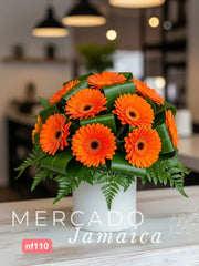 20 Gerberas Naranjas y Hojas Dracenas
