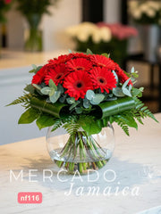 10 Gerberas Rojas con Toque Moderno - Diseño Esférico
