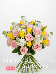 Alegría Floral: Rosas y Tulipanes con Amor