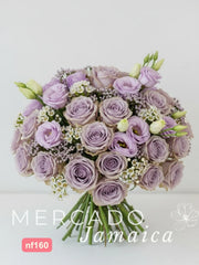 Misterio Lila: Rosas y Lisianthus - Ramo con Rosas