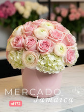 Jardín Romántico: Rosas y Hortensias - Ramo Romántico