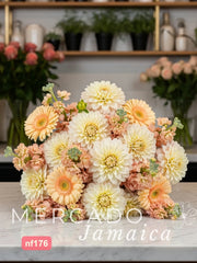 Calidez de Verano: Dalias y Gerberas - Ramo Romántico