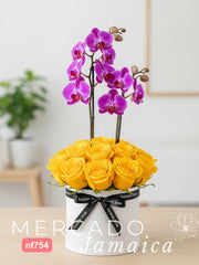 Corazón Lila con Rosas Amarillas