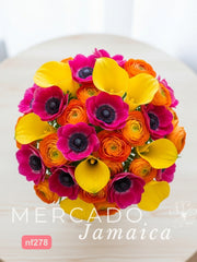 Explosión Cítrica: Ranúnculos y Callas