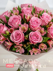 Ramo Dulzura Infinita con 12 Rosas Rosas