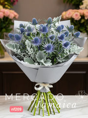 Ramo Acero y Terciopelo con Eryngium Azul