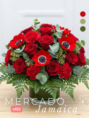 Anémonas y Rosas: Pasión Escarlata