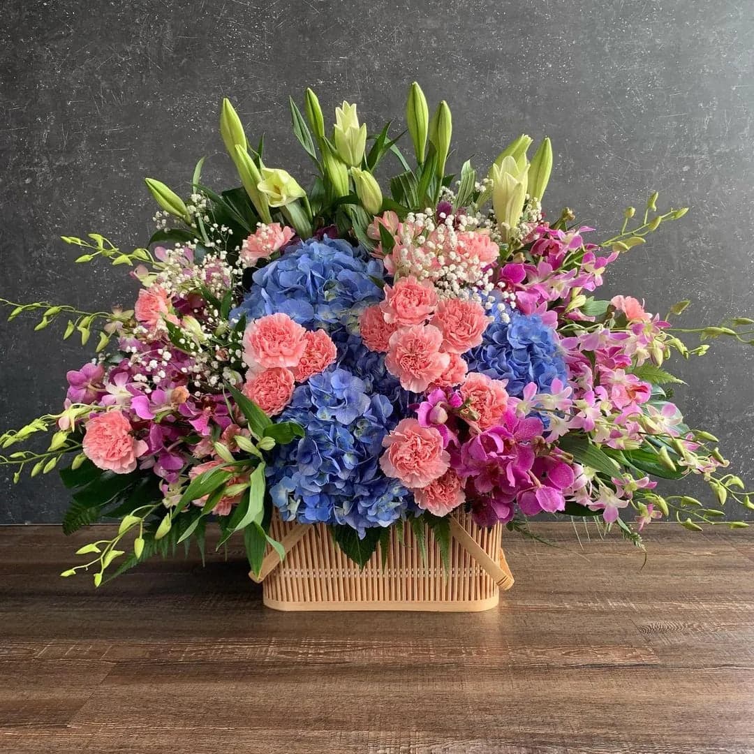 Canasta Flores Claveles, Hortensias y Orquídeas CDMX