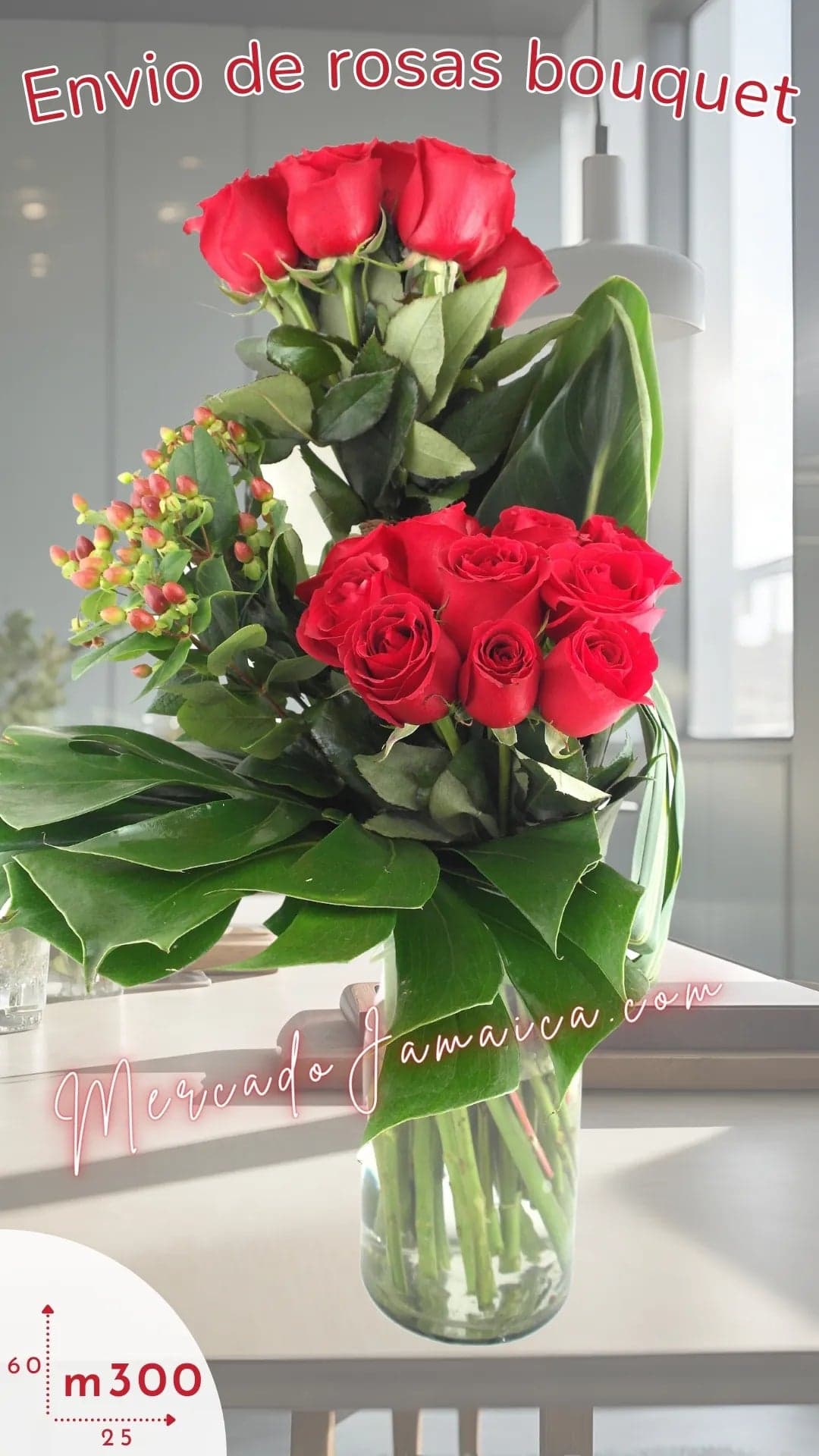 Bouquet 12 Rosas Rojas con Hipérico CDMX