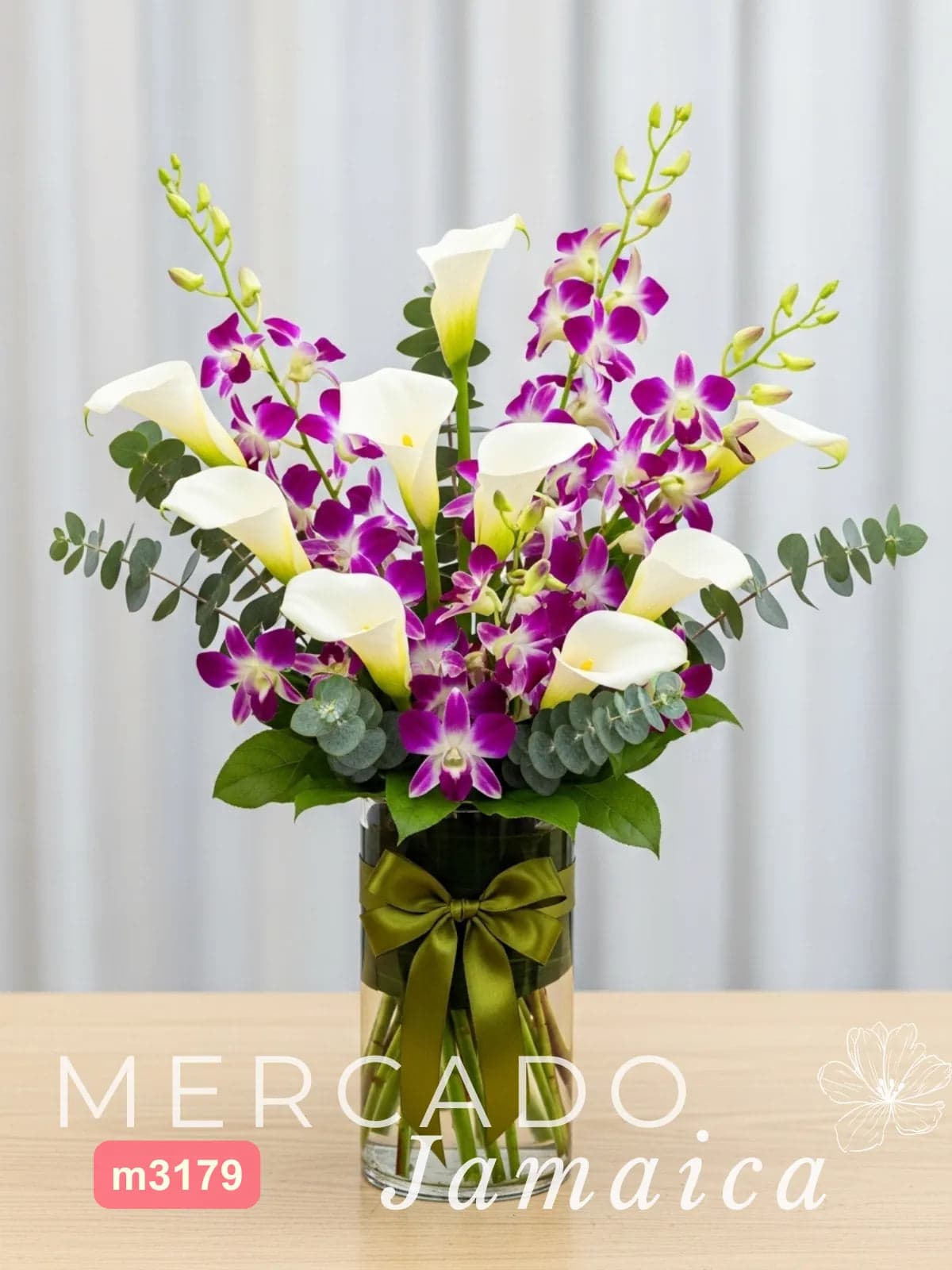 Arreglo 10 Callas Blancas y Orquídeas Lila CDMX