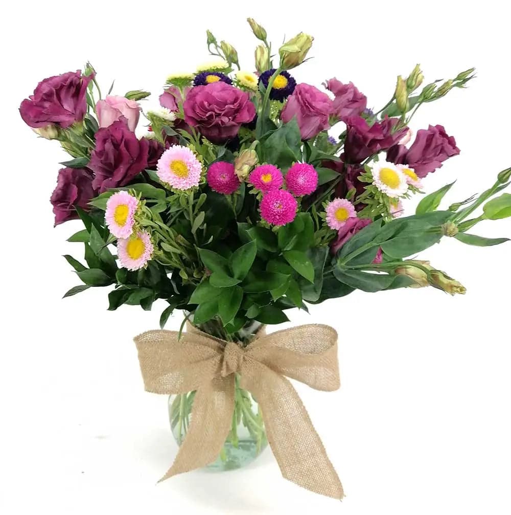 Lisianthus Morado y Hortensias Verdes en Florero CDMX