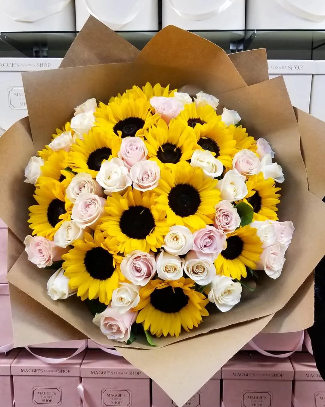 Ramo Grande 15 Girasoles y Rosas CDMX a Domicilio