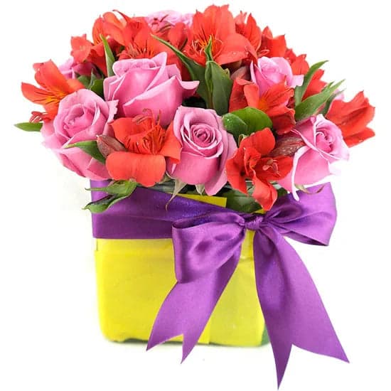 Arreglo 12 Rosas Aqua y Alstroemerias CDMX