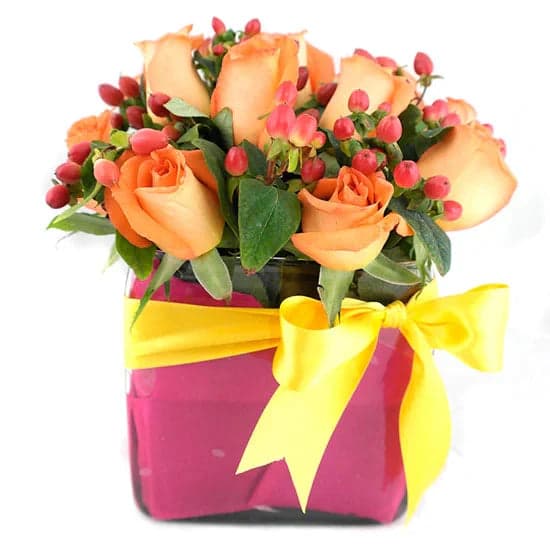 Arreglo 12 Rosas Naranja en Base Cubo · CDMX