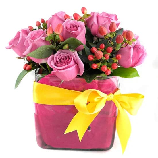 Arreglo 12 Rosas Aqua con Hipérico CDMX