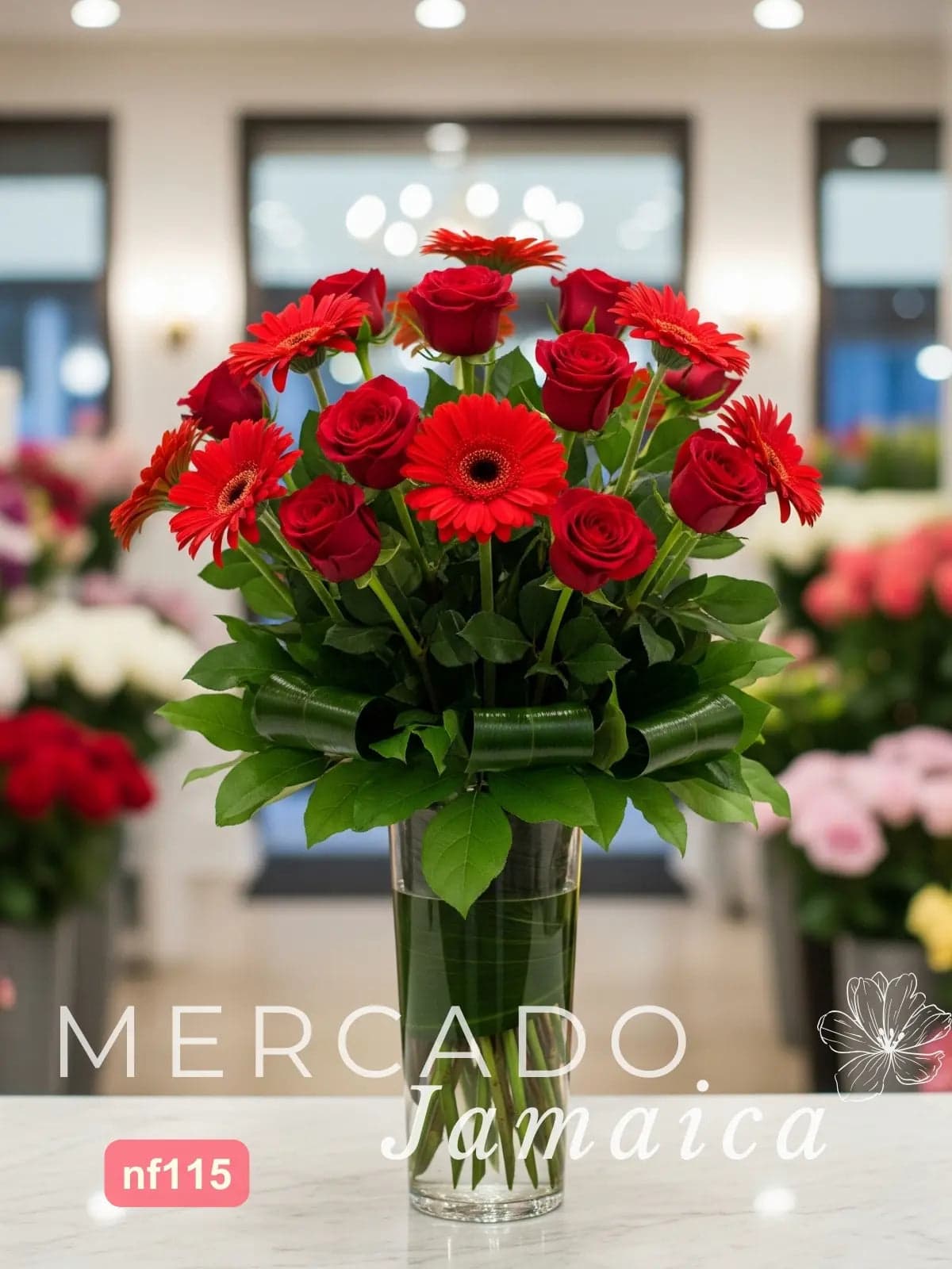 12 Rosas y 10 Gerberas Rojas con Florero CDMX