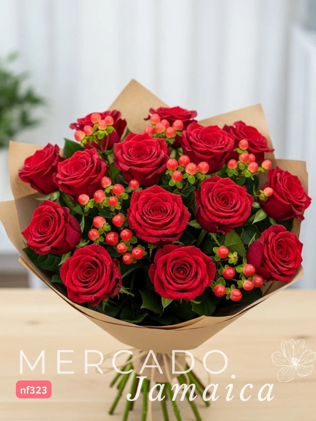 18 Rosas Rosa con Hipericos a Domicilio CDMX