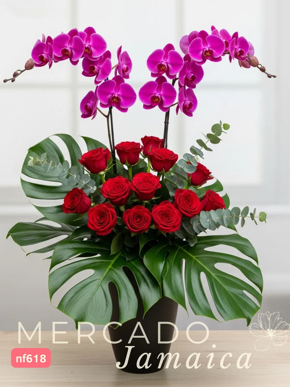 Orquídeas y 12 Rosas Rojas en Florero | CDMX