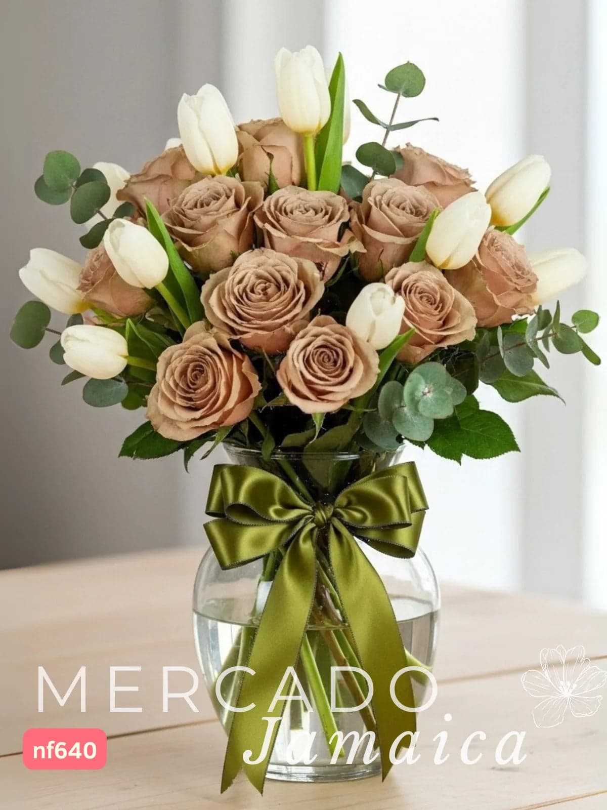 20 Rosas Baylis Capuchino y Tulipanes CDMX