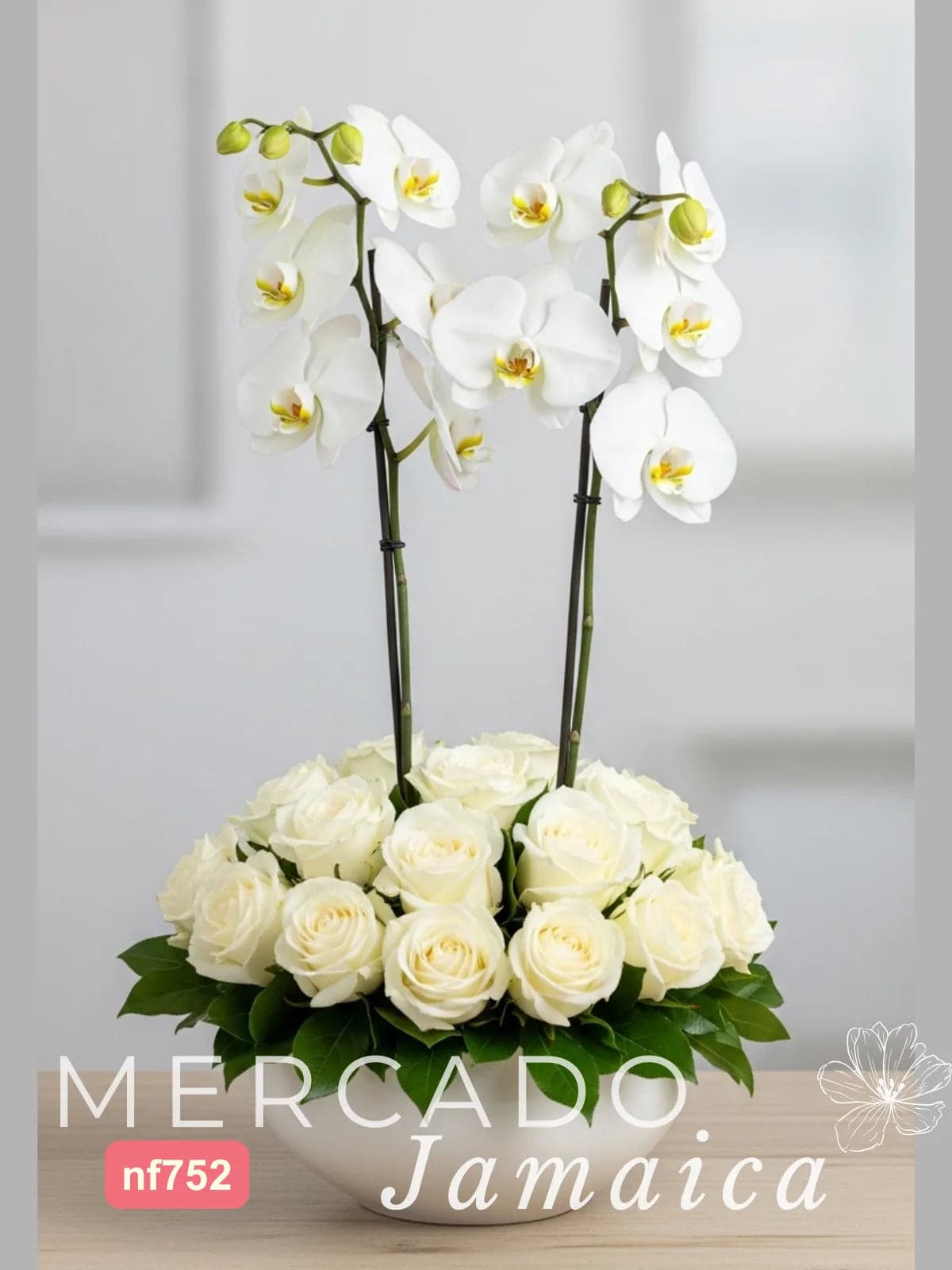 Torre Nevada: 24 Rosas y Orquídeas Blancas CDMX