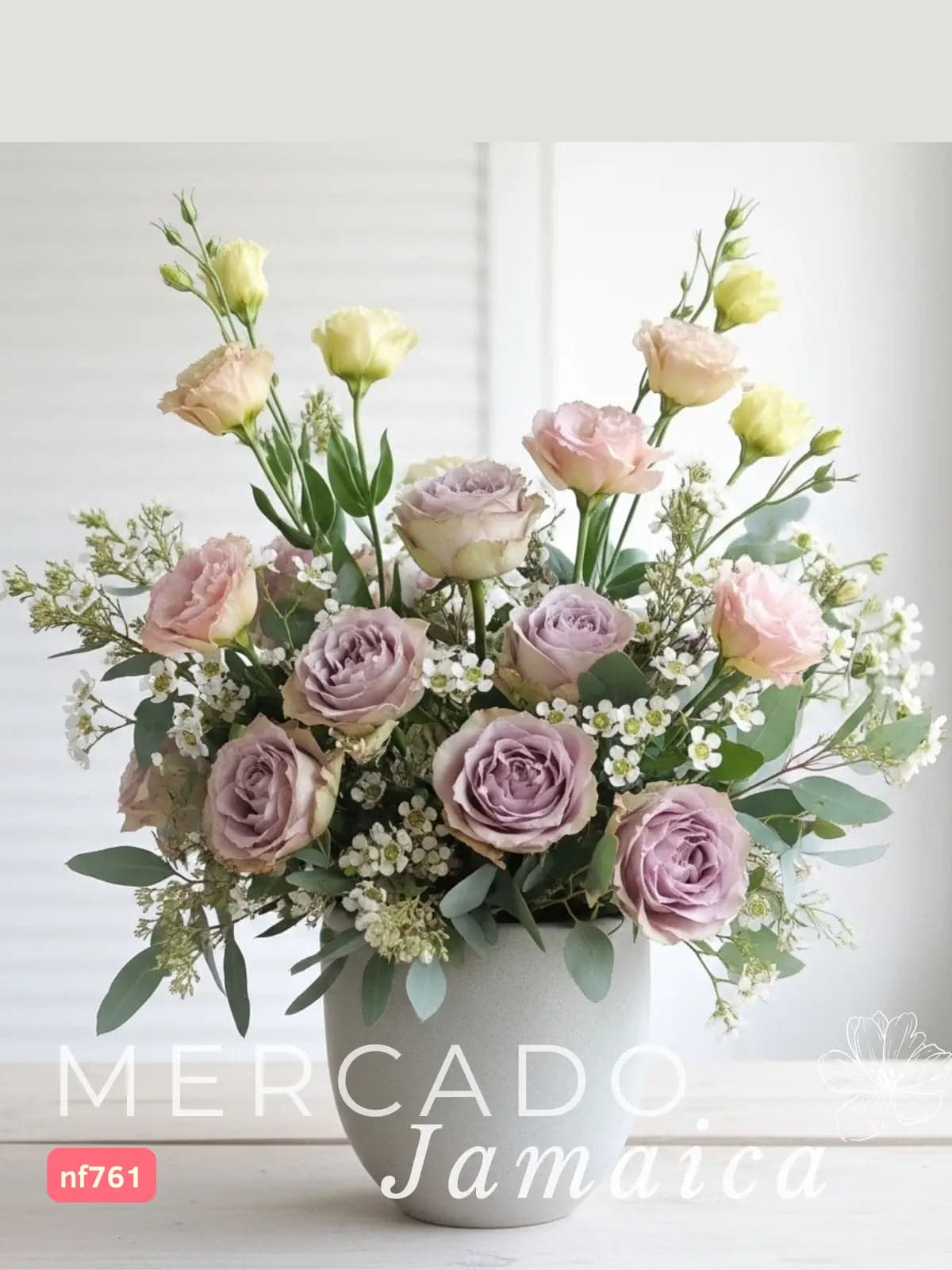 Arreglo Lisianthus Champagne y 15 Rosas Lila CDMX