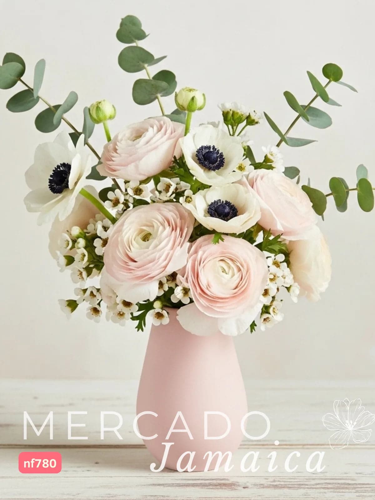 Arreglo Ranúnculos Rosa y Anémonas en Florero CDMX