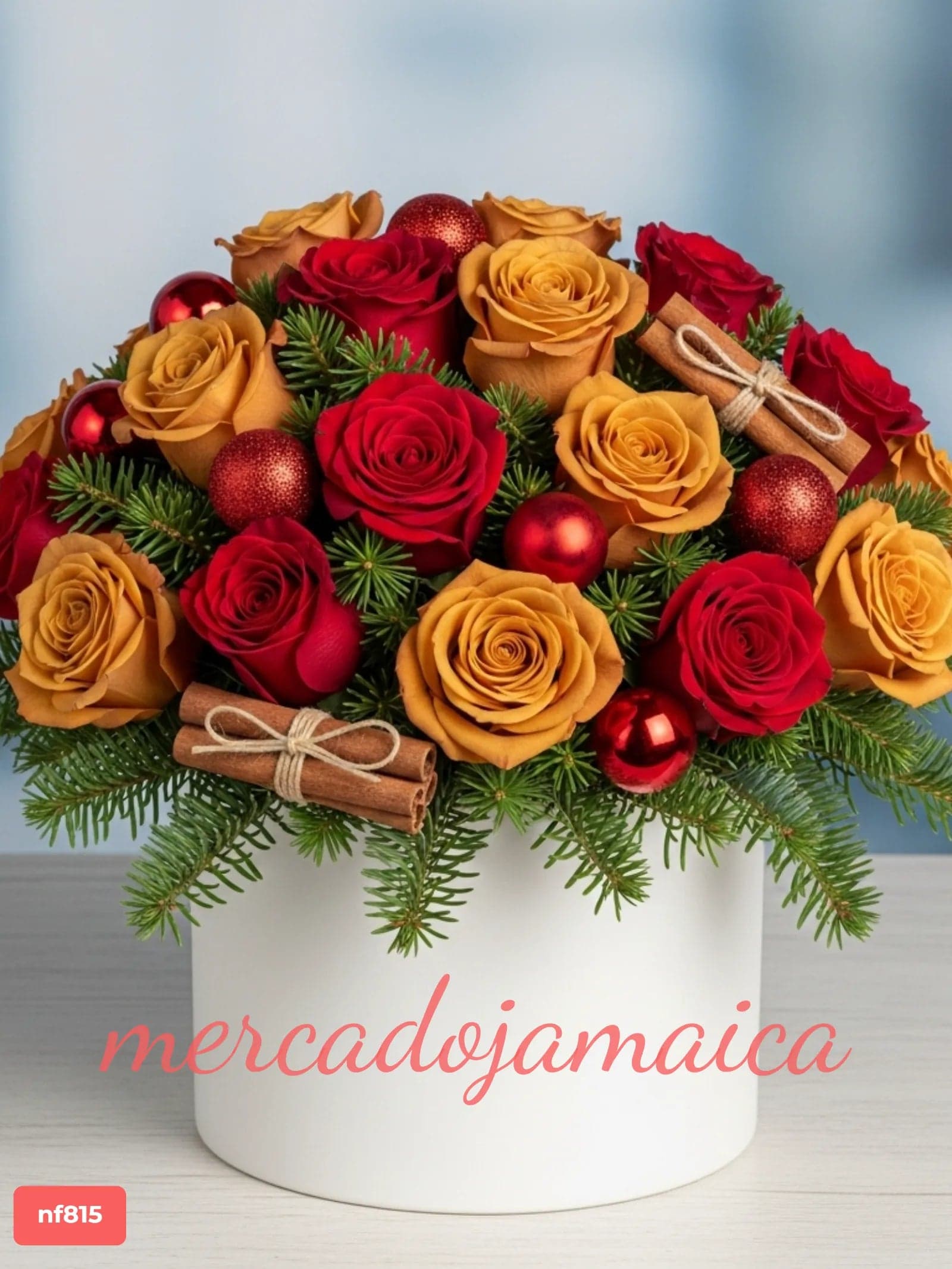 Arreglo Navideño 12 Rosas Baylis y Rojas CDMX