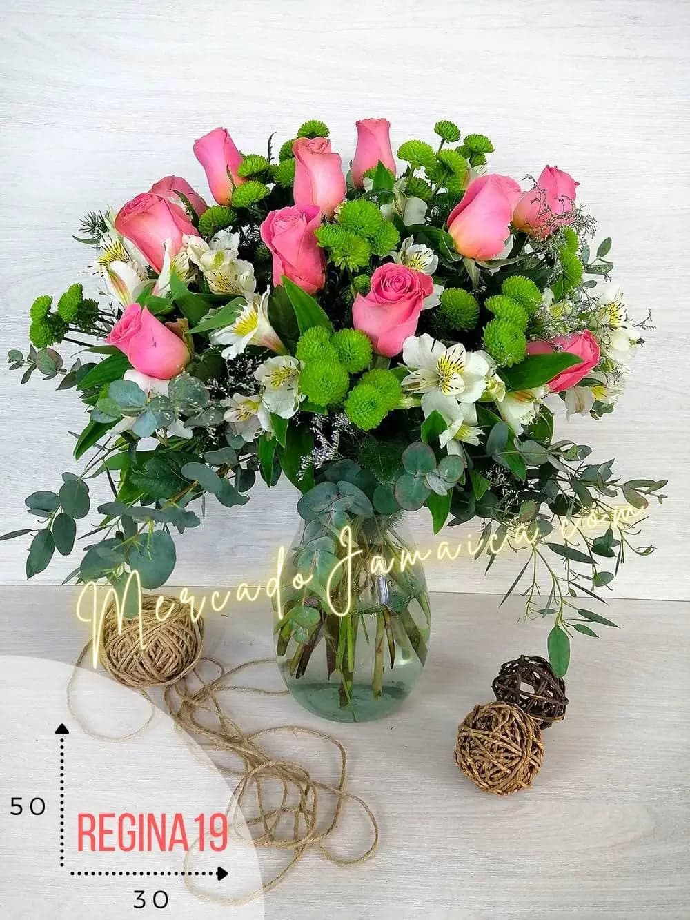 Arreglo Regina Rosas Rosas y Astros Blancos CDMX