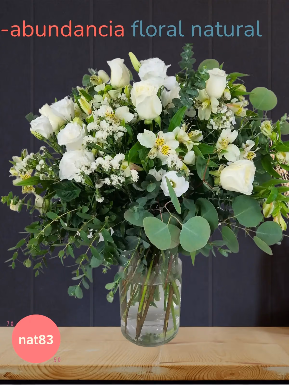 Arreglo 12 Rosas Blancas Encanto en Florero CDMX