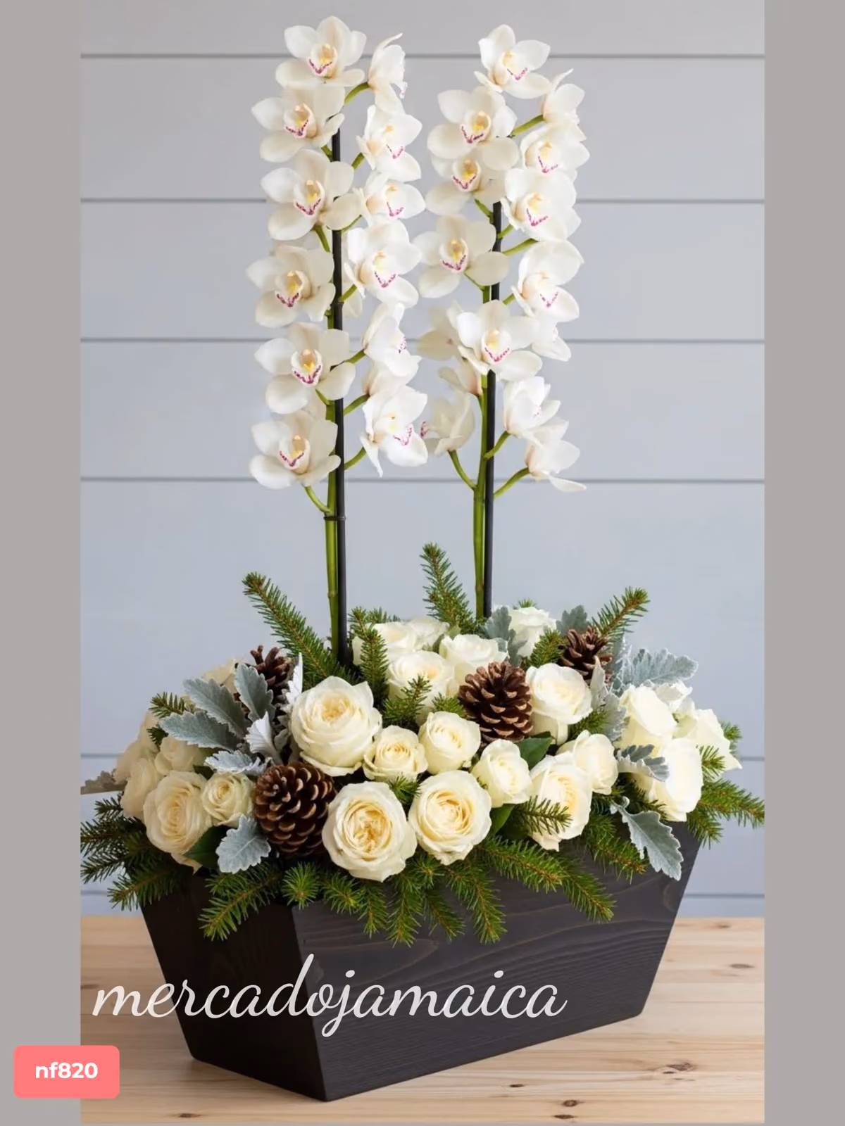 Arreglo Navidad: 24 Rosas y Orquídeas CDMX