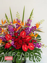 Gran Arreglo con Orquídeas