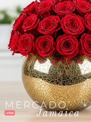 Elegancia y Pasión: 24 Rosas Rojas en Florero Esférico Craquelado