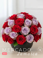 Pasión y Encanto: Rosas Rojas y Rosas Lila en Florero Bowl