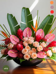 Heliconias y Rosas: Exotismo Vibrante