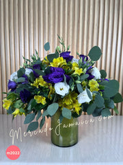 Lisianthus Morado y Blanco con Alstroemerias